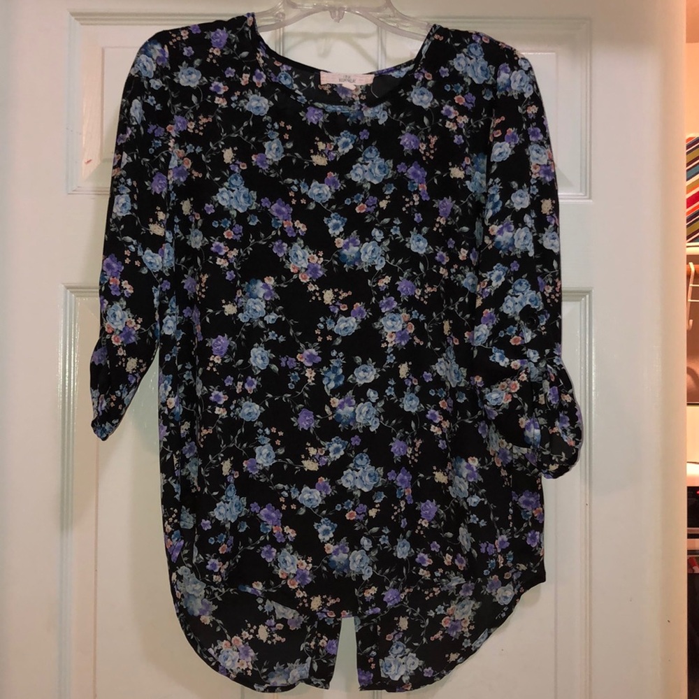 Floral Blouse with slit in back